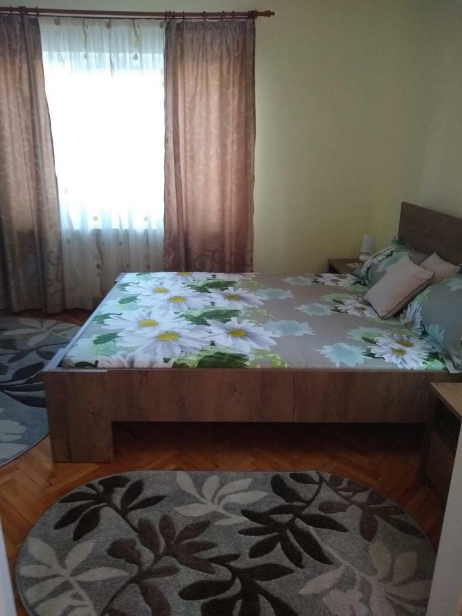 Olimpia Apartments Alba Iulia Exterior photo